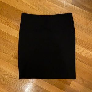 Black side zip skirt